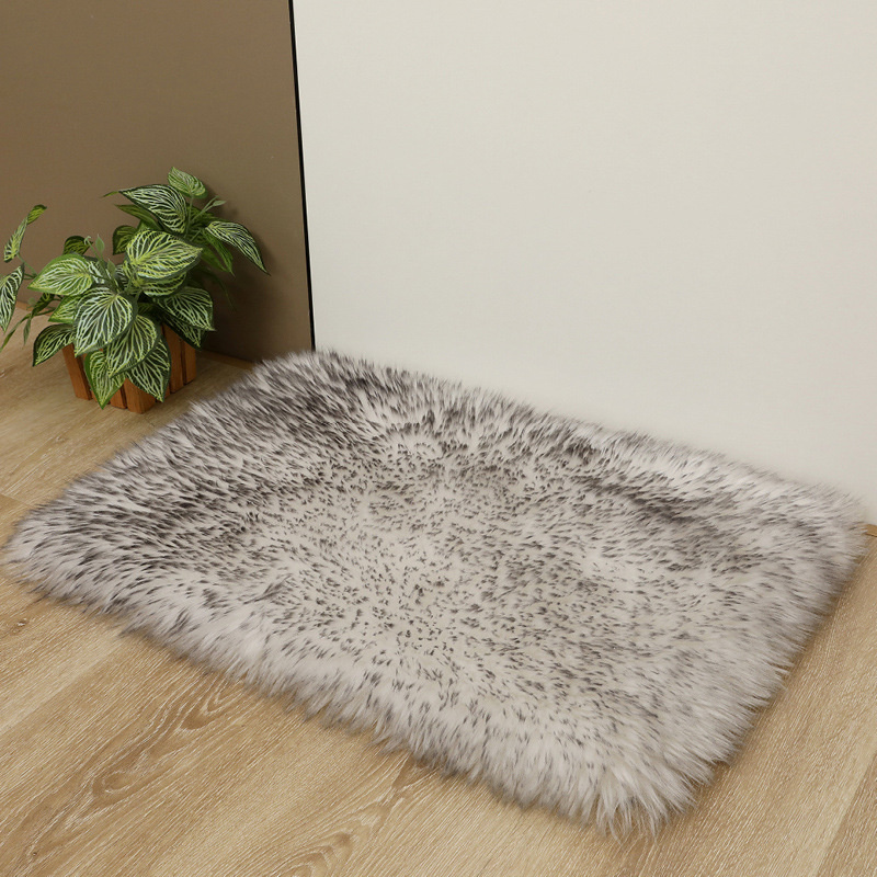 FLUFFY FUR RUG02.jpg