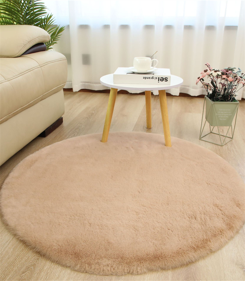 FLUFFY FUR RUG01.jpg